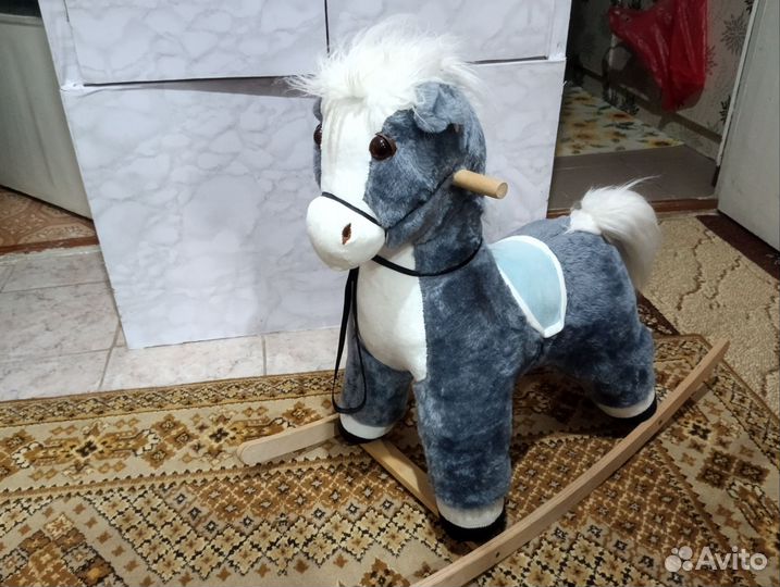 Качалка лошадь