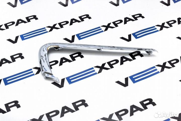 Молдинг переднего бампера левый верхний (хром) Лад