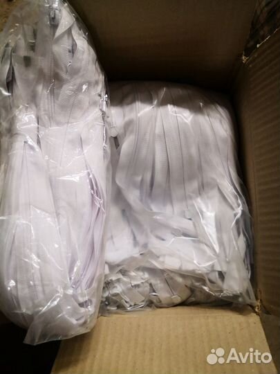 Ткани/молнии/нитки/пуговицы