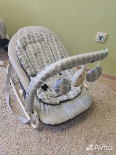 Шезлонг детский