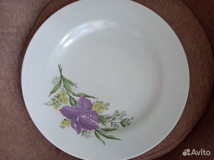 Тарелка и супница