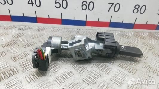 Замок зажигания mazda 3 1 (HDN30J101)