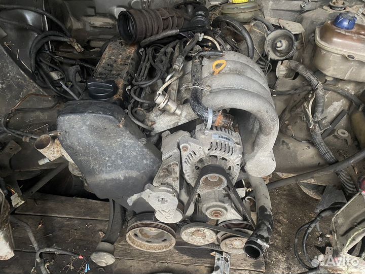 Двигатель Audi A4 1.6 Adp
