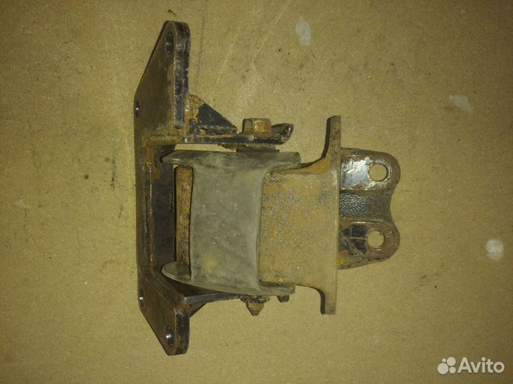 Подушка кпп Hyundai Santa fe (CM)