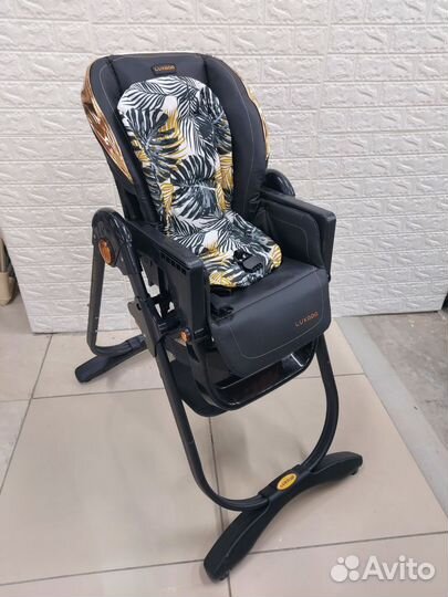 Стульчик для кормления Luxmom Q9