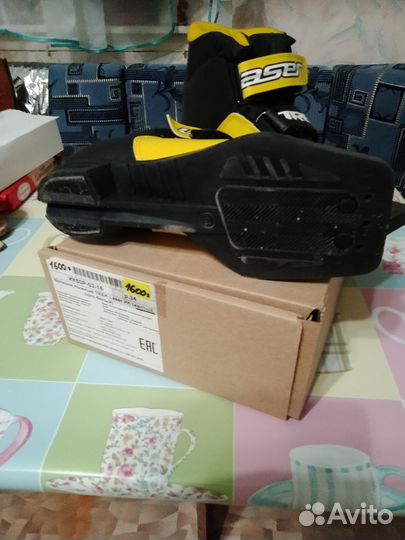 Лыжные ботинки новые