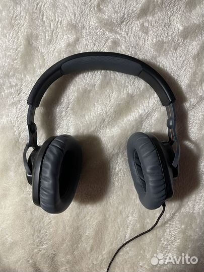 Проводные наушники jbl