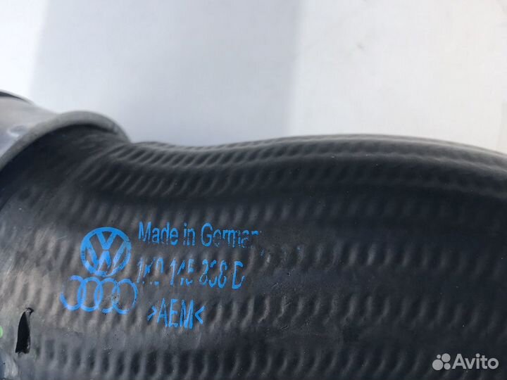 Патрубок интеркулера VW 1K0145838D