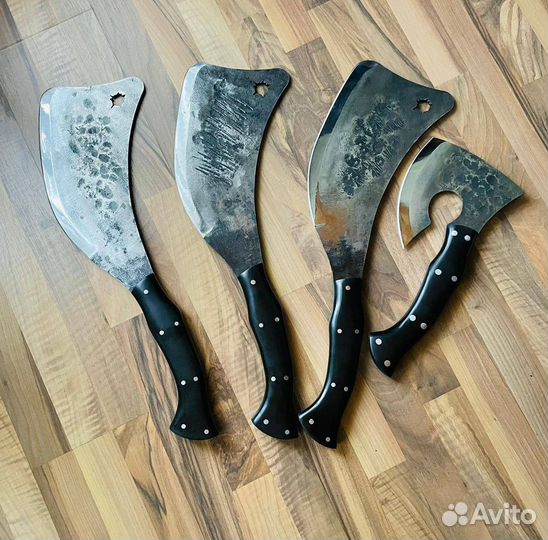 Топор в подарок мужчине