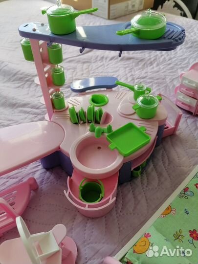 Комплект мебели, кухня, спальня прихожая