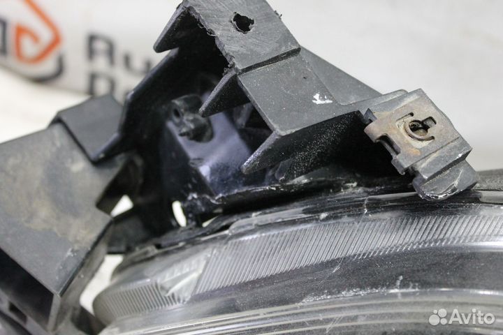 Mazda 3 BK Фара левая