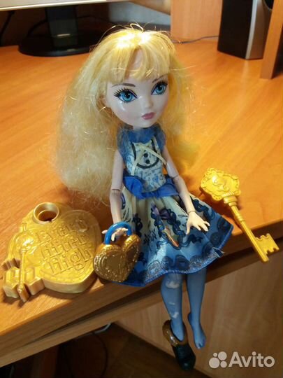 Кукла Эвер афтер хай Блонди Локс базовая