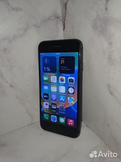 iPhone 8, 64 ГБ