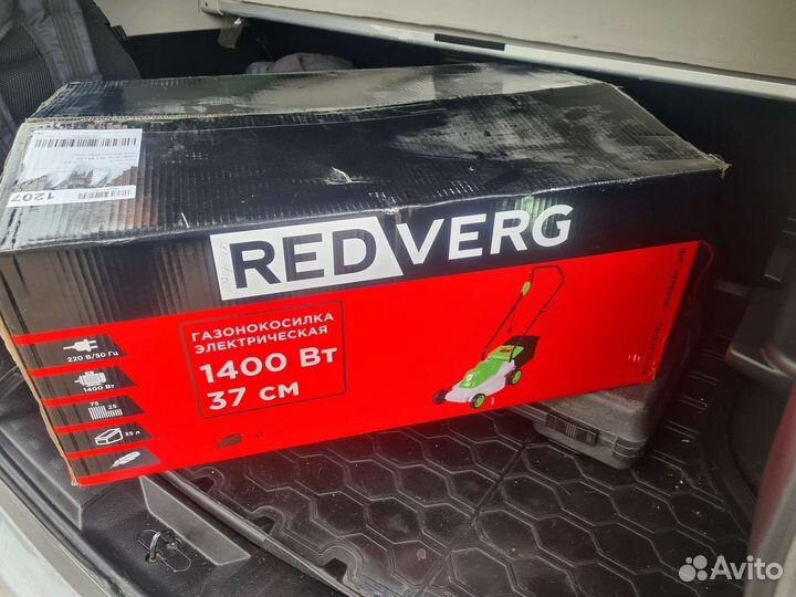 Электрическая газонокосилка