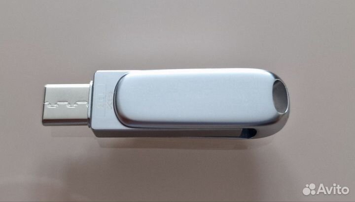 Флешка SanDisk Ultra Dual Drive Luxe 1 Тб 1000 Гб