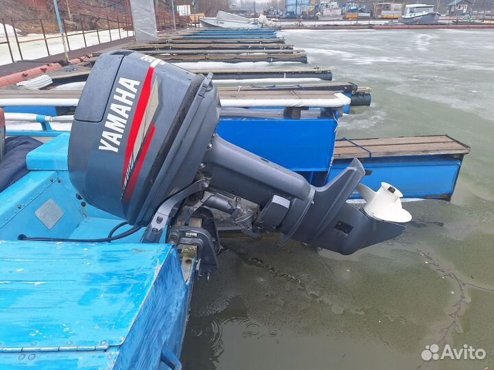 Лодка Обь 3 с мотором Yamaha 30 и подъемником