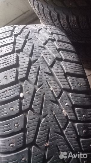 Nokian Tyres Nordman 7 SUV 215/60 R17