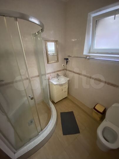 Комната 50 м² в 2-к., 2/2 эт.