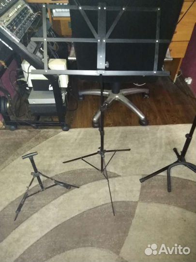 Стойка для гитары 2 шт. +пюпитр
