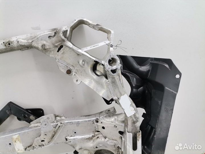 Балка для BMW 3-Series (E90/E91/E92/E93)