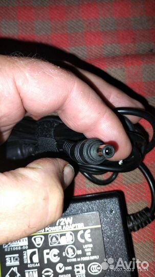 Блок питания ноутбука 24v72w3a,зарядное устройство