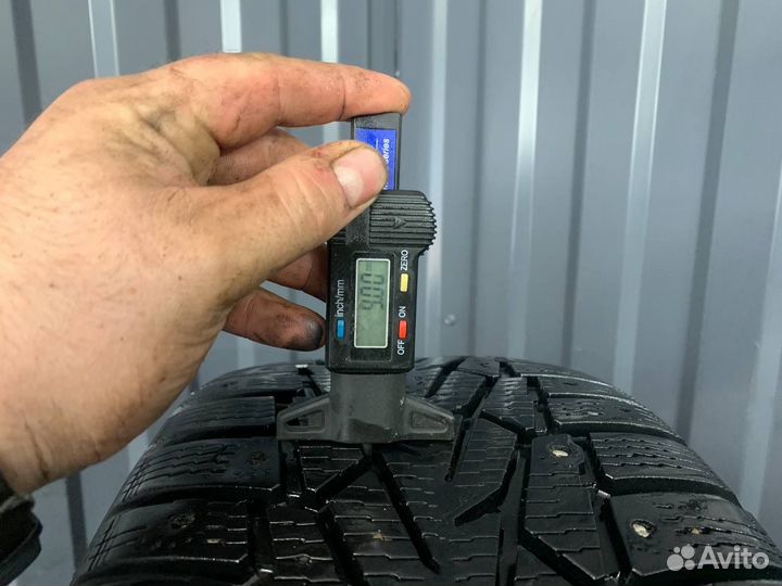 Nokian Tyres Hakkapeliitta 7 215/50 R17 95T