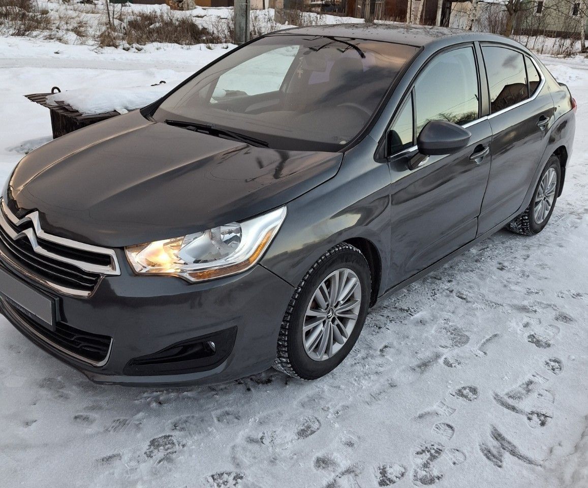 Citroen C4: фото владельца