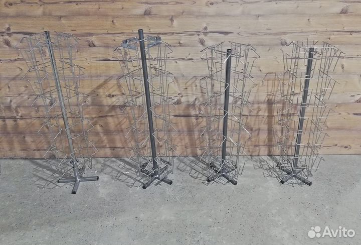 Буклетницы вращающиеся в наличии