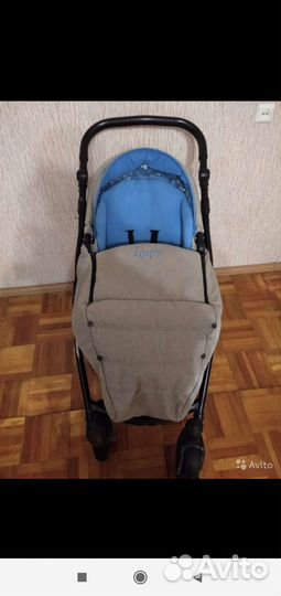 Продам детскую зимнюю коляску