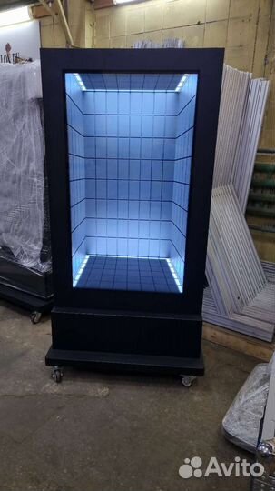 Рекламные видеостойки,LCD пилон,улица