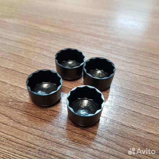 Колпачок дворника Opel Astra H