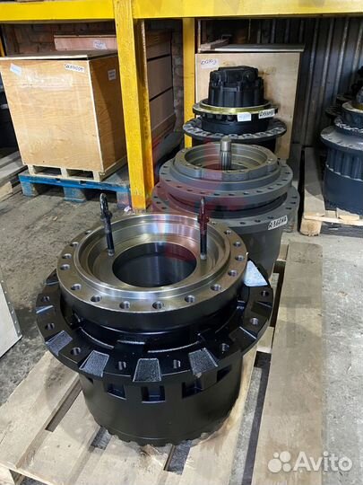 Бортовой редуктор Doosan DX340LC