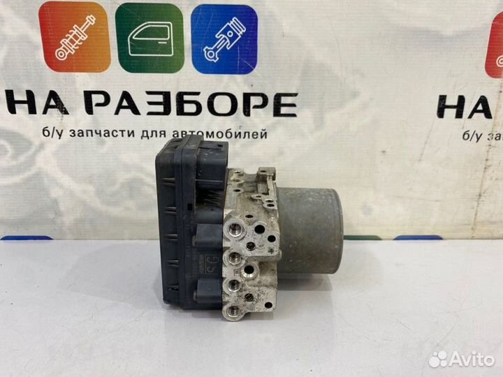 Блок abs Toyota Rav4 XA40 2AR-FE 2014