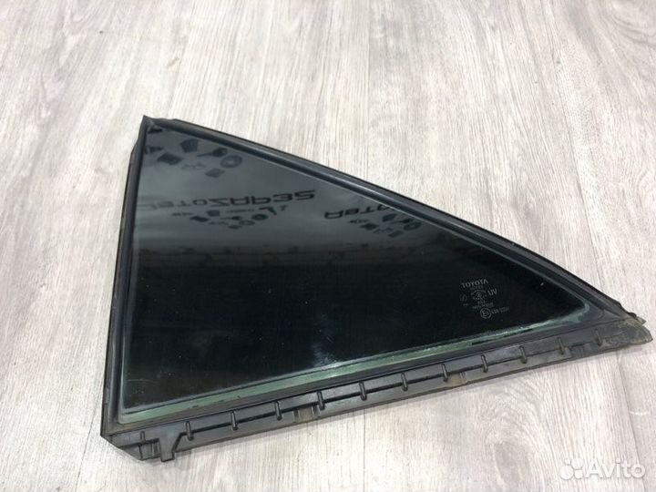 Форточка двери задняя левая Toyota Camry XV40 2007