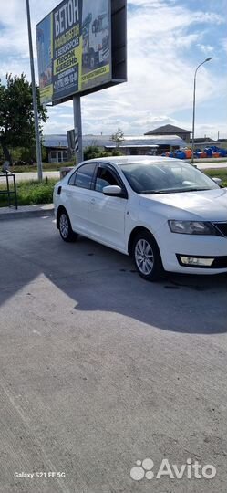 Skoda Rapid 1.6 МТ, 2015, 222 700 км