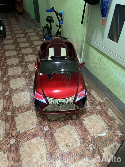 Детский электромобиль лексус