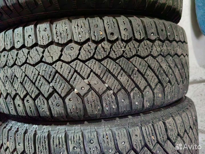 Gislaved Nord Frost 200 195/60 R15 92T