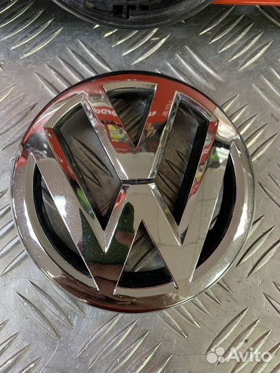 Решетка радиатора vw polo соты в стиле gti