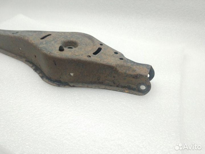 Рычаг поперечный задний Volkswagen Passat B7 cdab