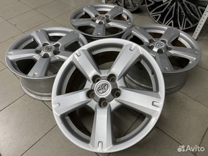 Варианты R17-х Оригинальных Toyota Rav 4