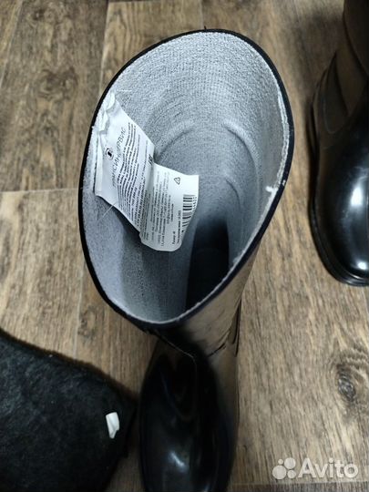 Резиновые сапоги