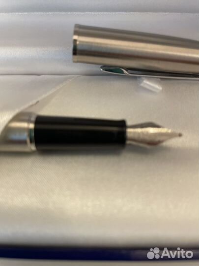 Перьевая ручка waterman