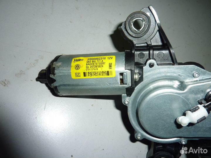 Volkswagen Tiguan моторчик дворника форсунка