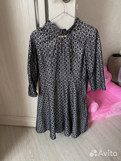 Платья женские, свитера, куртка кожаная