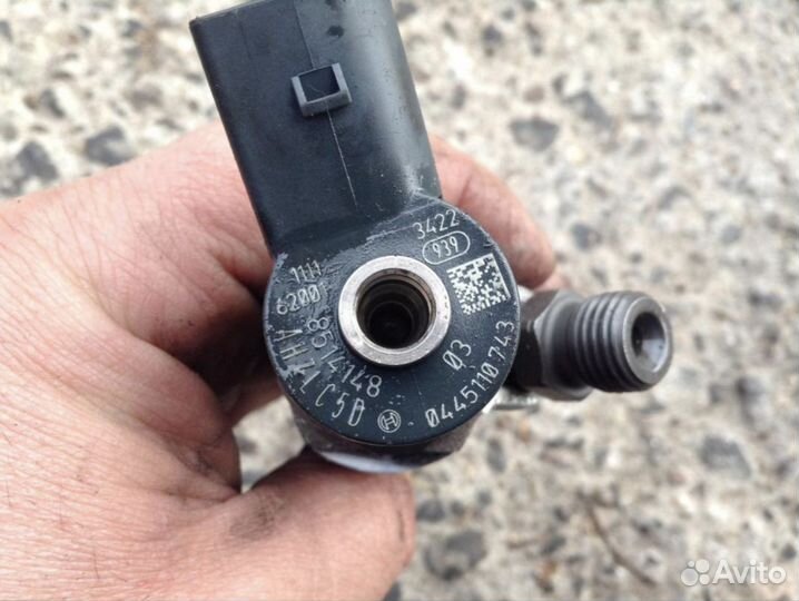 Форсунка топливная BMW 5 F10 2.0