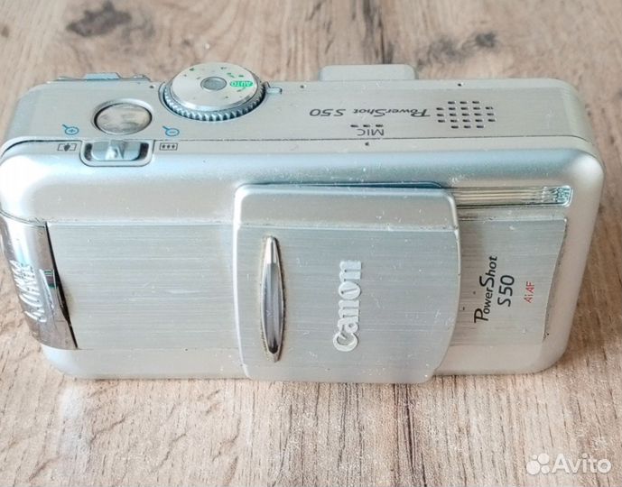 Цифровой фотоаппарат canon PC 1048