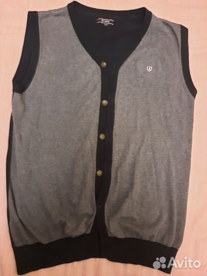 Отдам бесплатно жилет школьный для парня