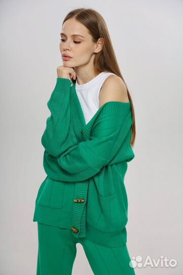 Женский костюм City зеленый