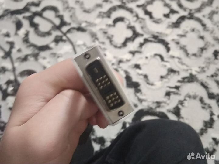 Монитор Samsung