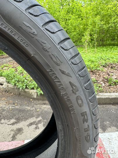 Pirelli Cinturato P7 245/40 R19 98Y